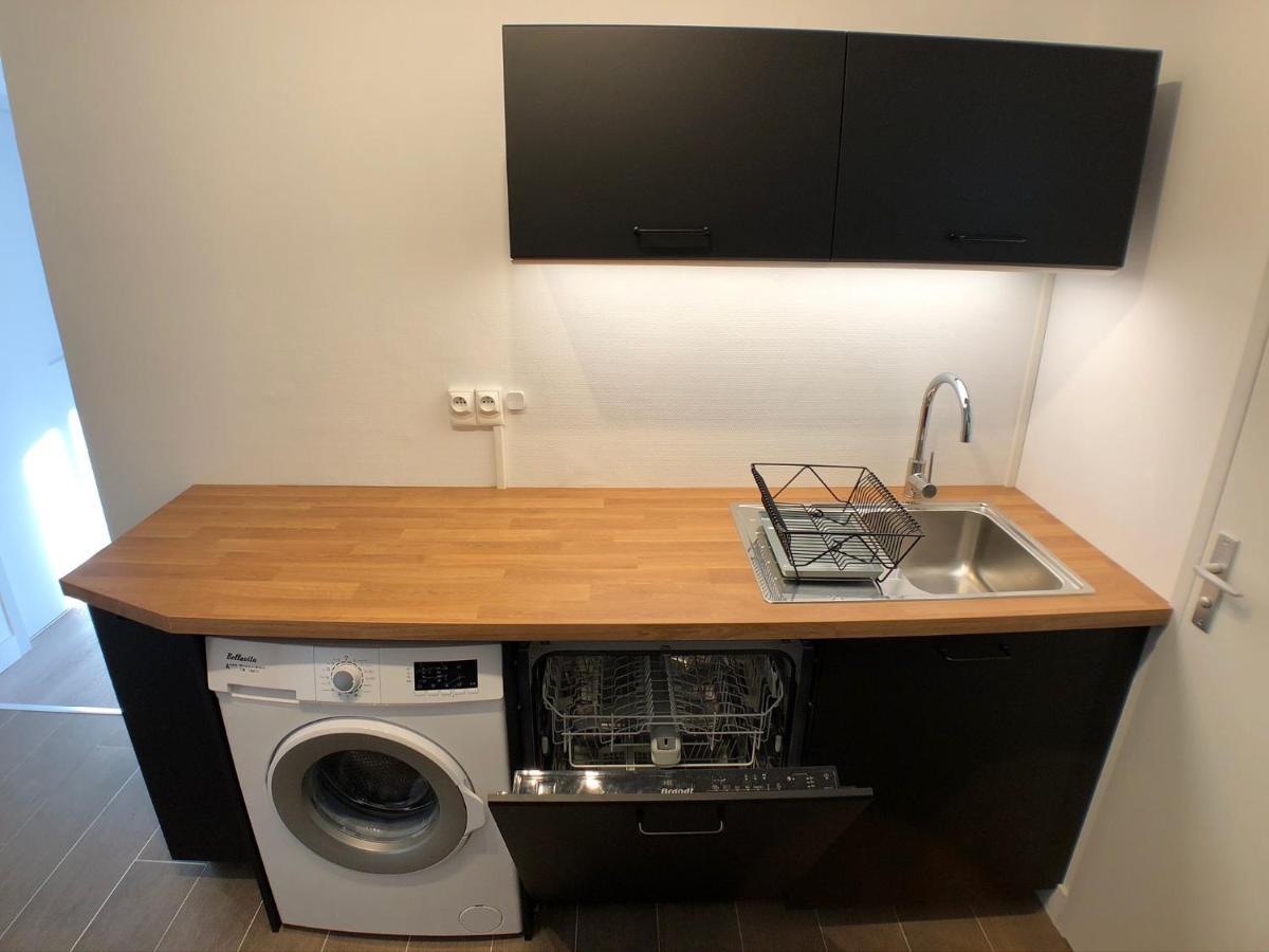 Charmant Appartement 1-4 Personnes, Proche Centre Avec Parking Nantes Bagian luar foto