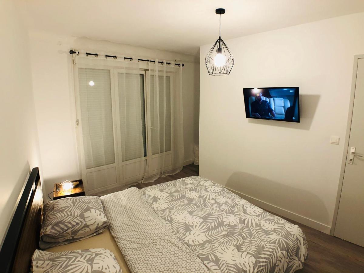 Charmant Appartement 1-4 Personnes, Proche Centre Avec Parking Nantes Bagian luar foto