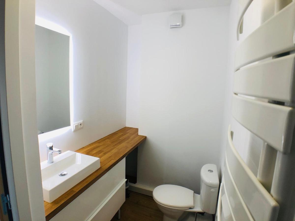 Charmant Appartement 1-4 Personnes, Proche Centre Avec Parking Nantes Bagian luar foto
