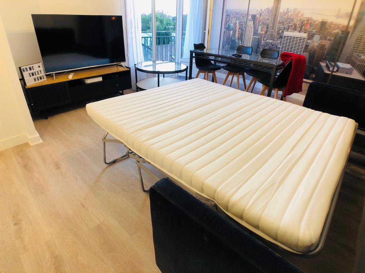 Charmant Appartement 1-4 Personnes, Proche Centre Avec Parking Nantes Bagian luar foto