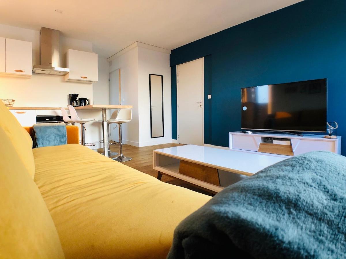 Charmant Appartement 1-4 Personnes, Proche Centre Avec Parking Nantes Bagian luar foto
