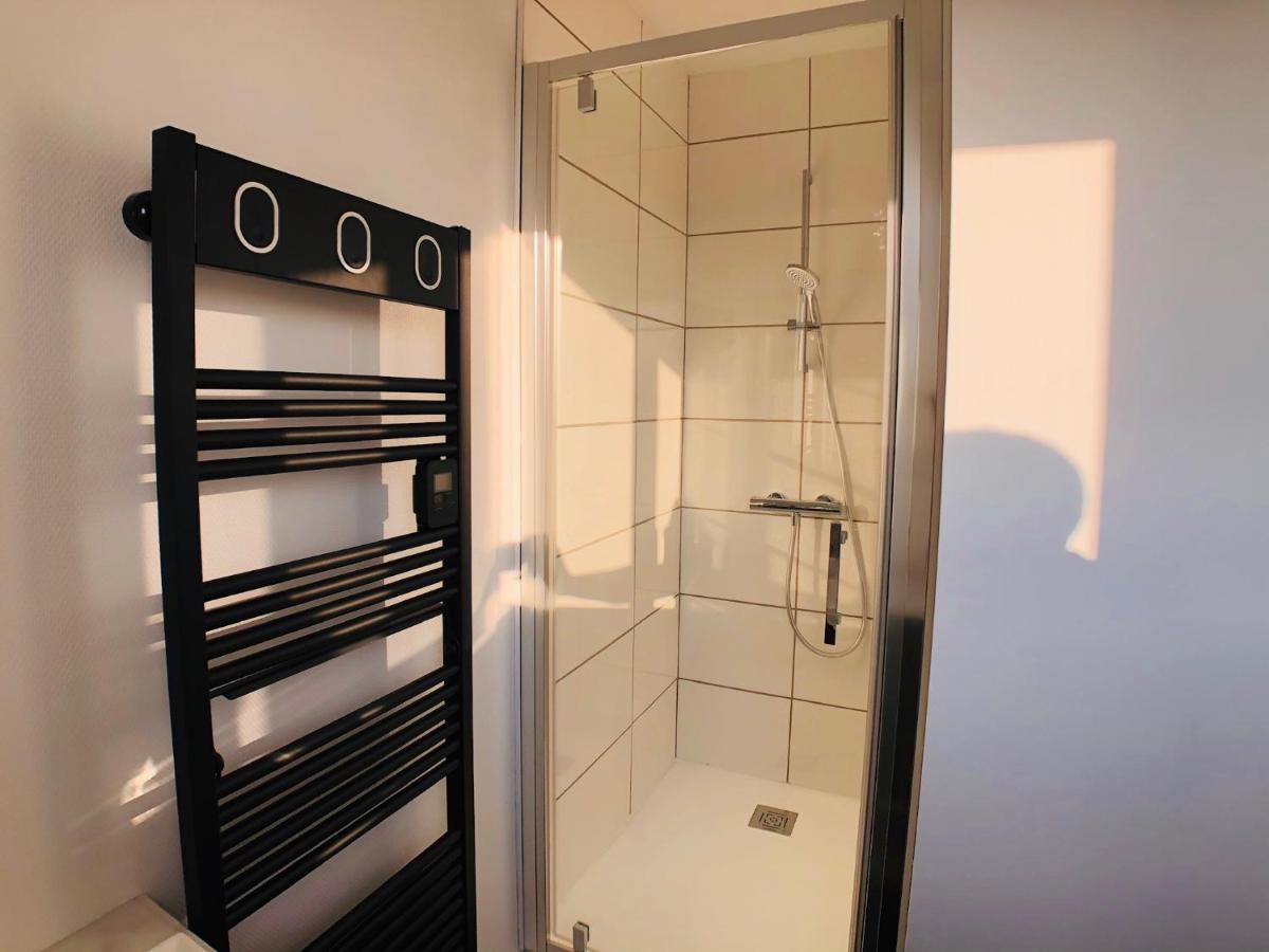 Charmant Appartement 1-4 Personnes, Proche Centre Avec Parking Nantes Bagian luar foto