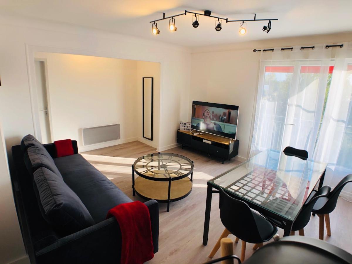 Charmant Appartement 1-4 Personnes, Proche Centre Avec Parking Nantes Bagian luar foto