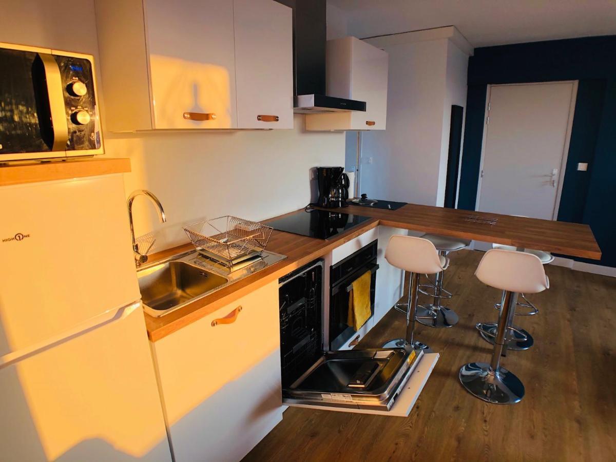 Charmant Appartement 1-4 Personnes, Proche Centre Avec Parking Nantes Bagian luar foto